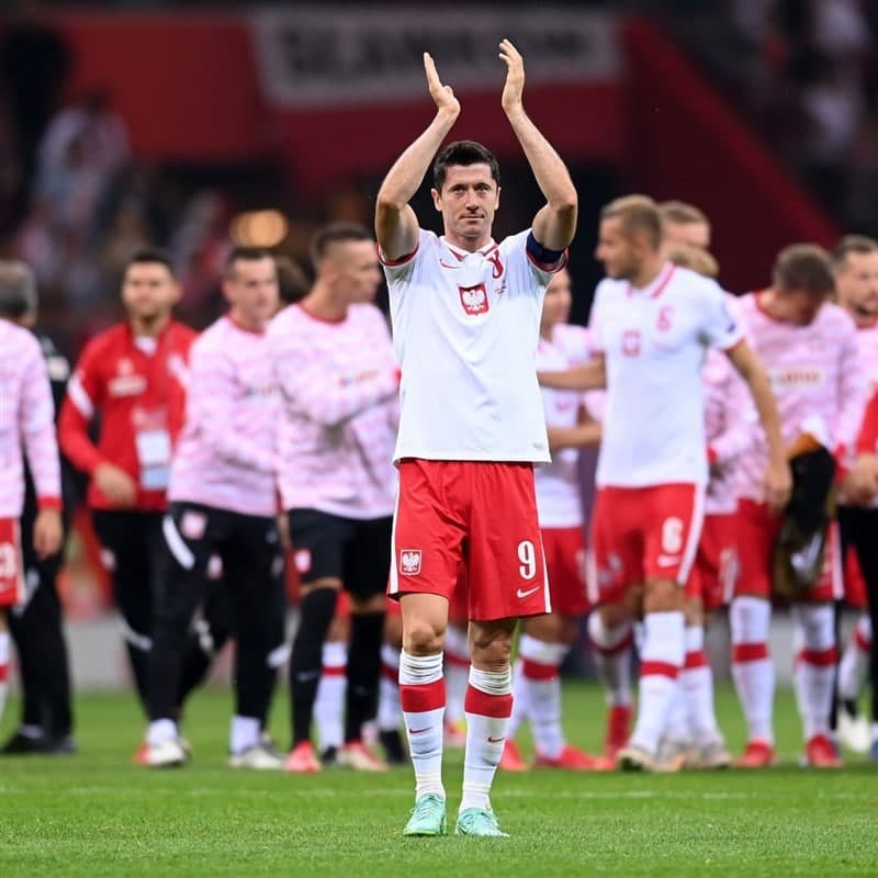 لهستان رسما از بازی با روسیه انصراف داد