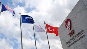 به مقر فدراسیون فوتبال ترکیه حمله مسلحانه شد1