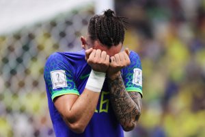 ستاره های برزیلی جام را از دست دادند2