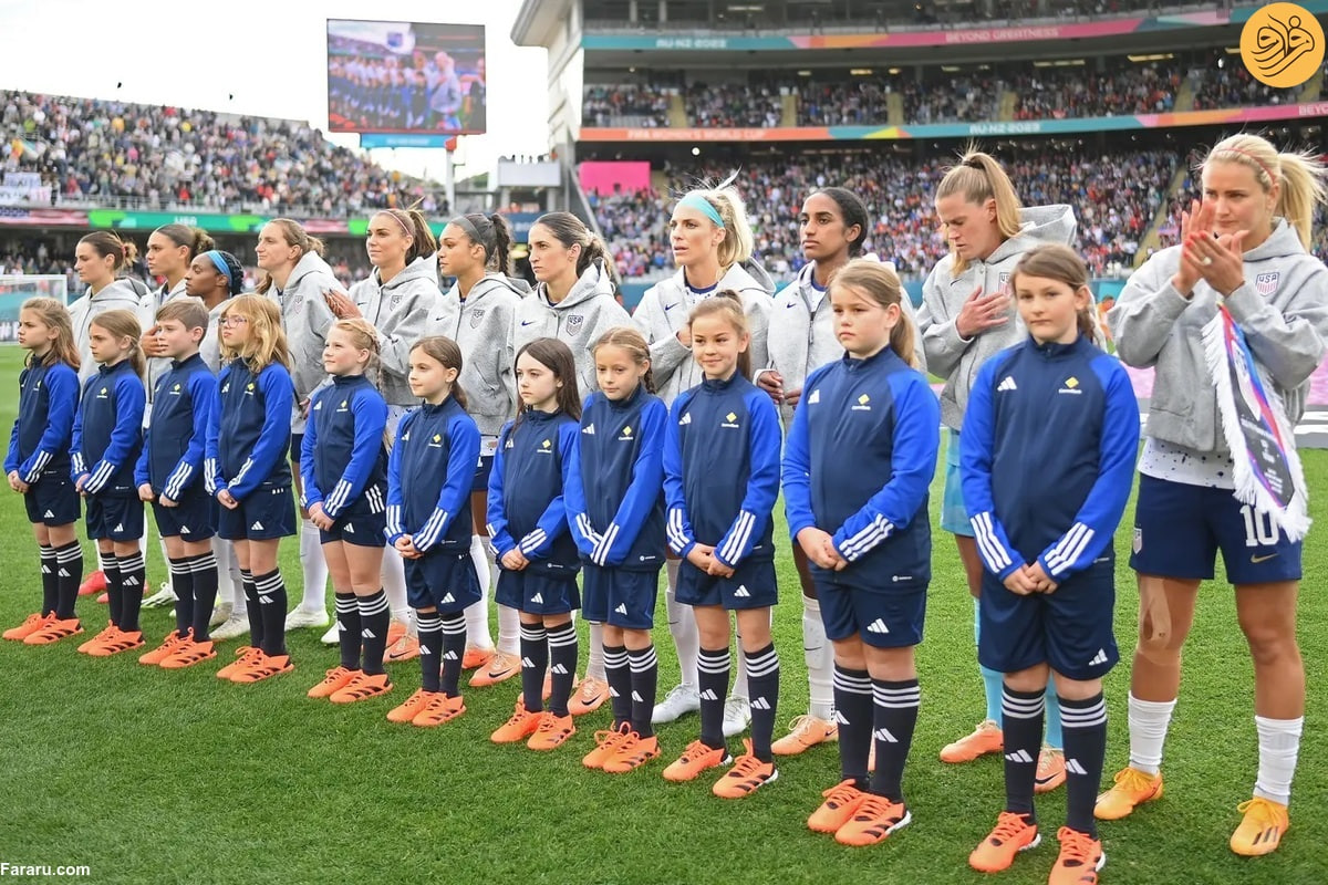 خودداری کردن بازیکنان تیم ملی زنان فوتبال آمریکا از خواندن سرود ملی2