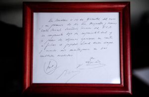 دستمال کاغذی لیونل مسی 350 هزار یورو فروخته شد2