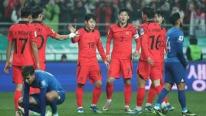 کره جنوبی هم با پیروزی به جام ملت های آسیا رسید.1