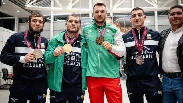 تصمیم جنجالی روسیه درباره تغییر تابعیت کشتی‌گیران23