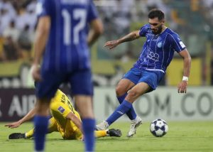 برچسب ۱۰۰ میلیاردی استقلال روی آقاسی